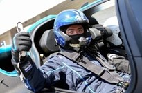 汽车之家李想体验雷军价值800万元座驾感叹:真变态