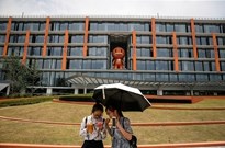 中国消费者网上买个不停 阿里新一季营收有望增长50%