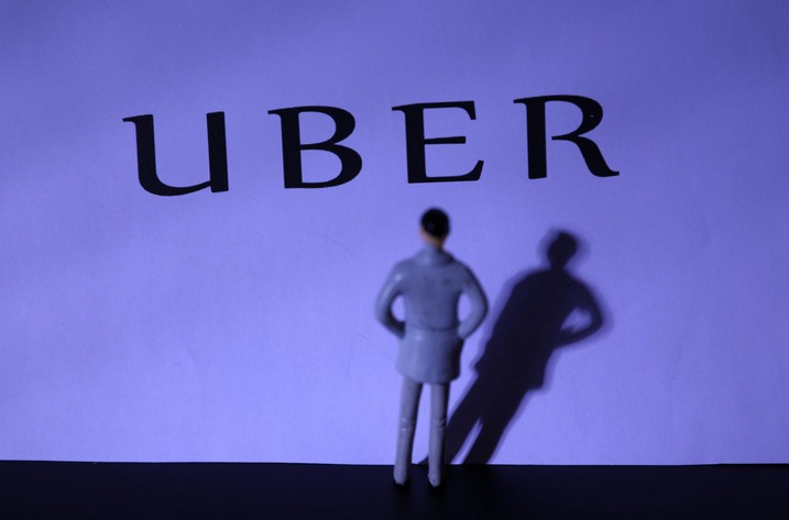 Uber前CEO告别公司：激动流泪 员工起立鼓掌_O2O_电商之家