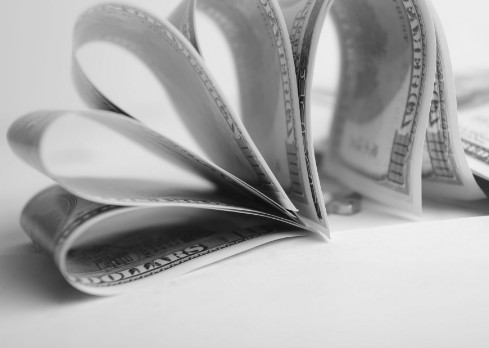 金融科技浪潮下，人工智能如何革新金融格局？_金融_电商之家