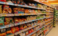 惨遭众多互联网零食品牌“围攻”  洽洽食品困局待破