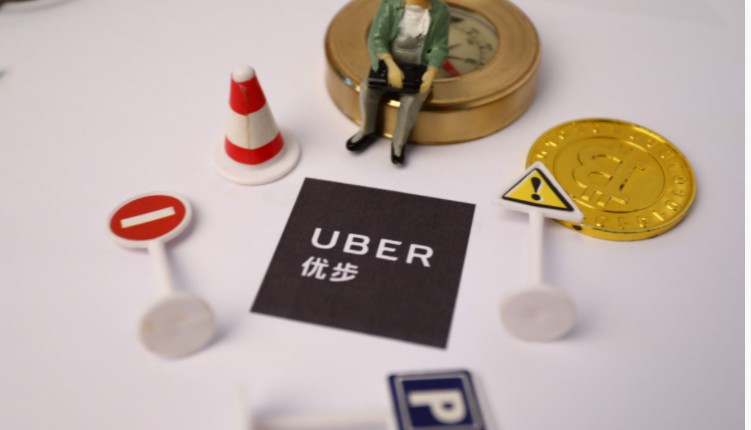 纽约限制网约车司机人数遭Uber起诉：政府规定太草率_O2O_电商之家