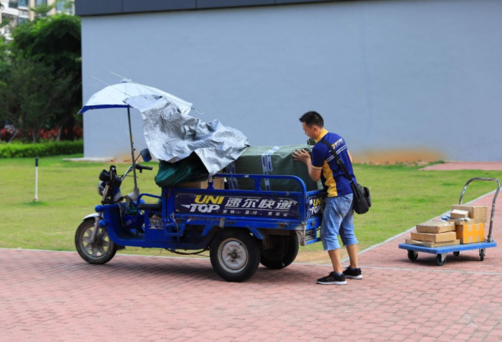 快递界“皇甫军校”来了 快递小哥受到空前重视_物流_电商之家