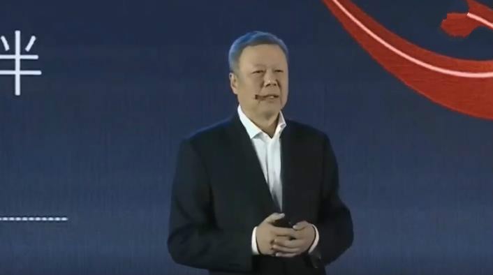 中国联通董事长王晓初：联通已建设开通2.8万个5G基站_人物_电商之家