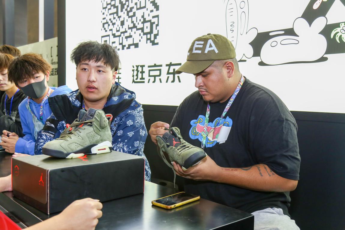 京东时尚携球鞋频道首秀Sneaker Con广州站 引发强势围观_行业观察_电商之家