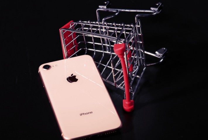 拼多多：新款iPhone SE已安排补贴，惊喜明天见_行业观察_电商之家